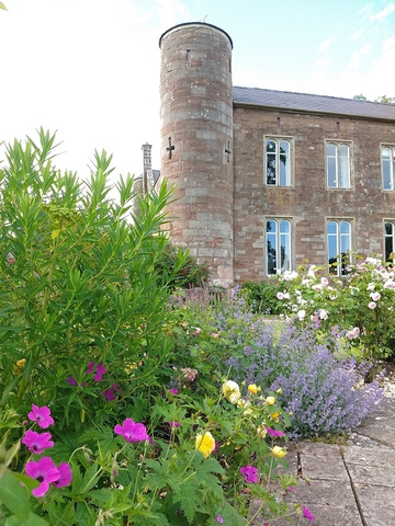 Open Garden attracts a crowd